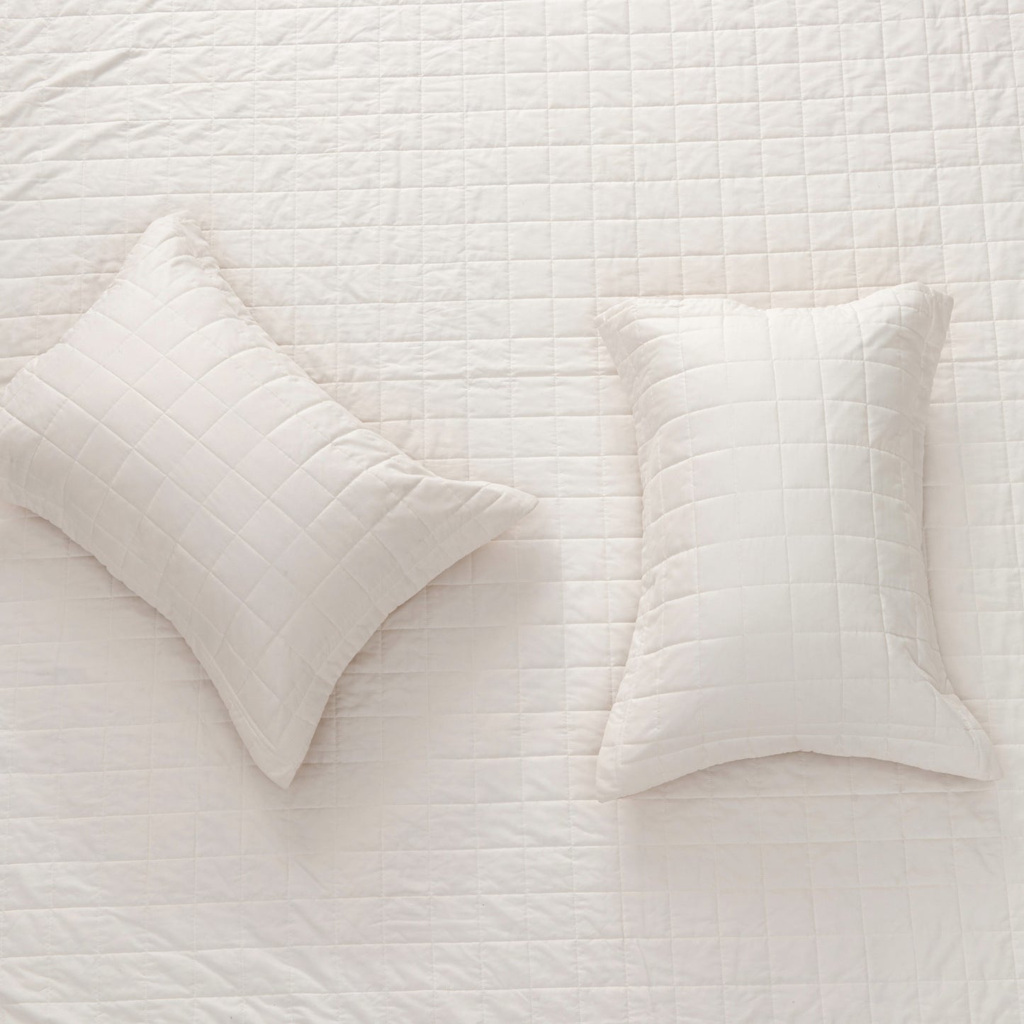 3 Piece Reversible Quilt Set - Mylo Collection