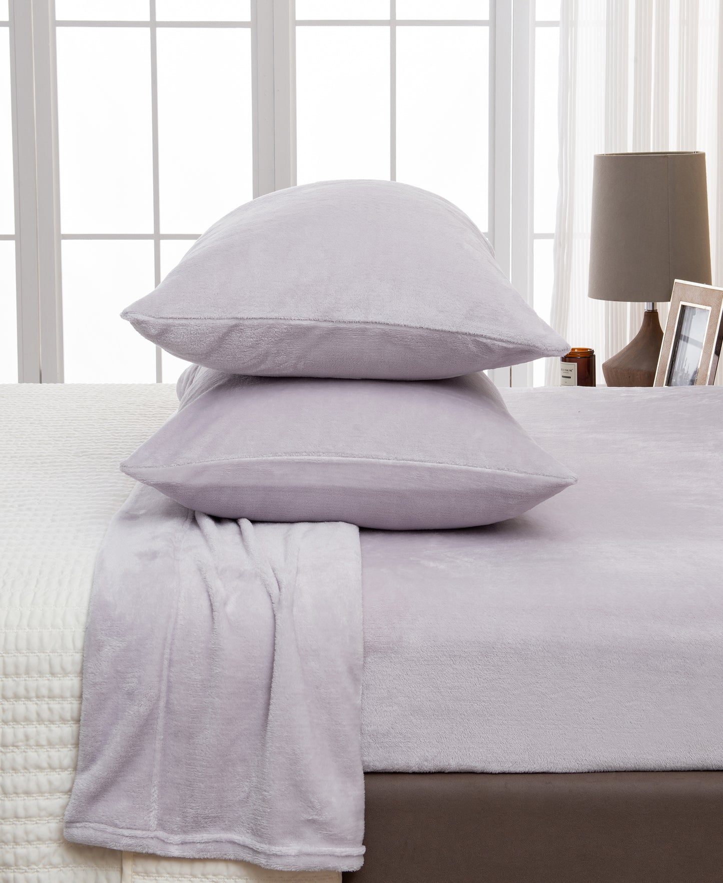 4-Piece Solid Plush Sheet - Velvet Luxe Collection