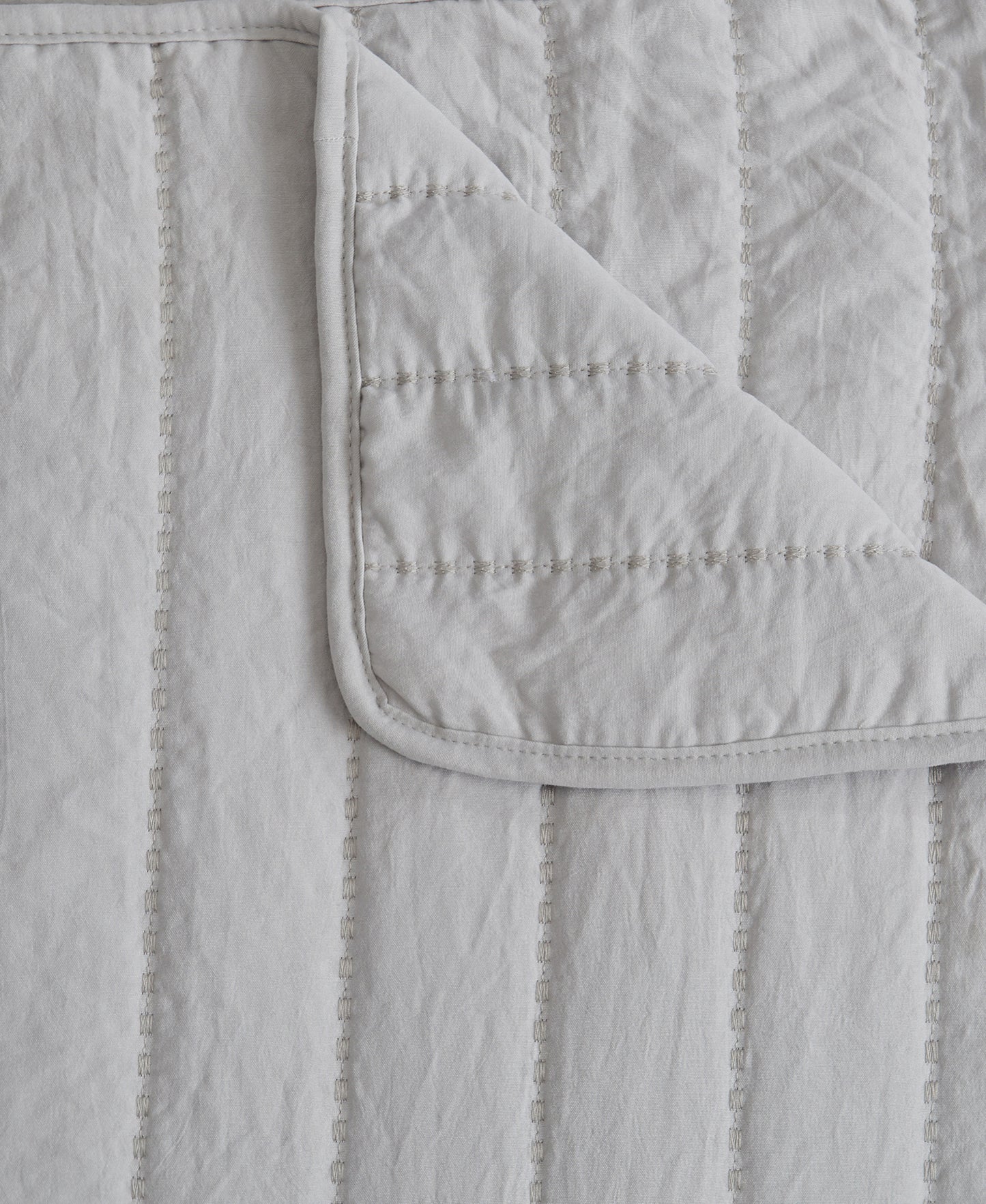 3-Piece Solid Striped Quilt - Virginia Collection