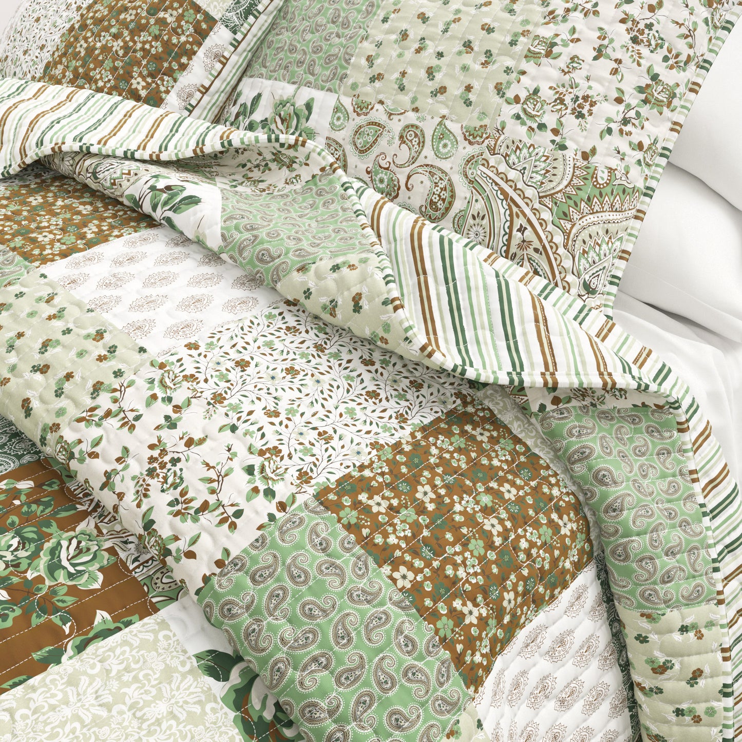 Floral Patchwork Quilt Set - Damia Collection