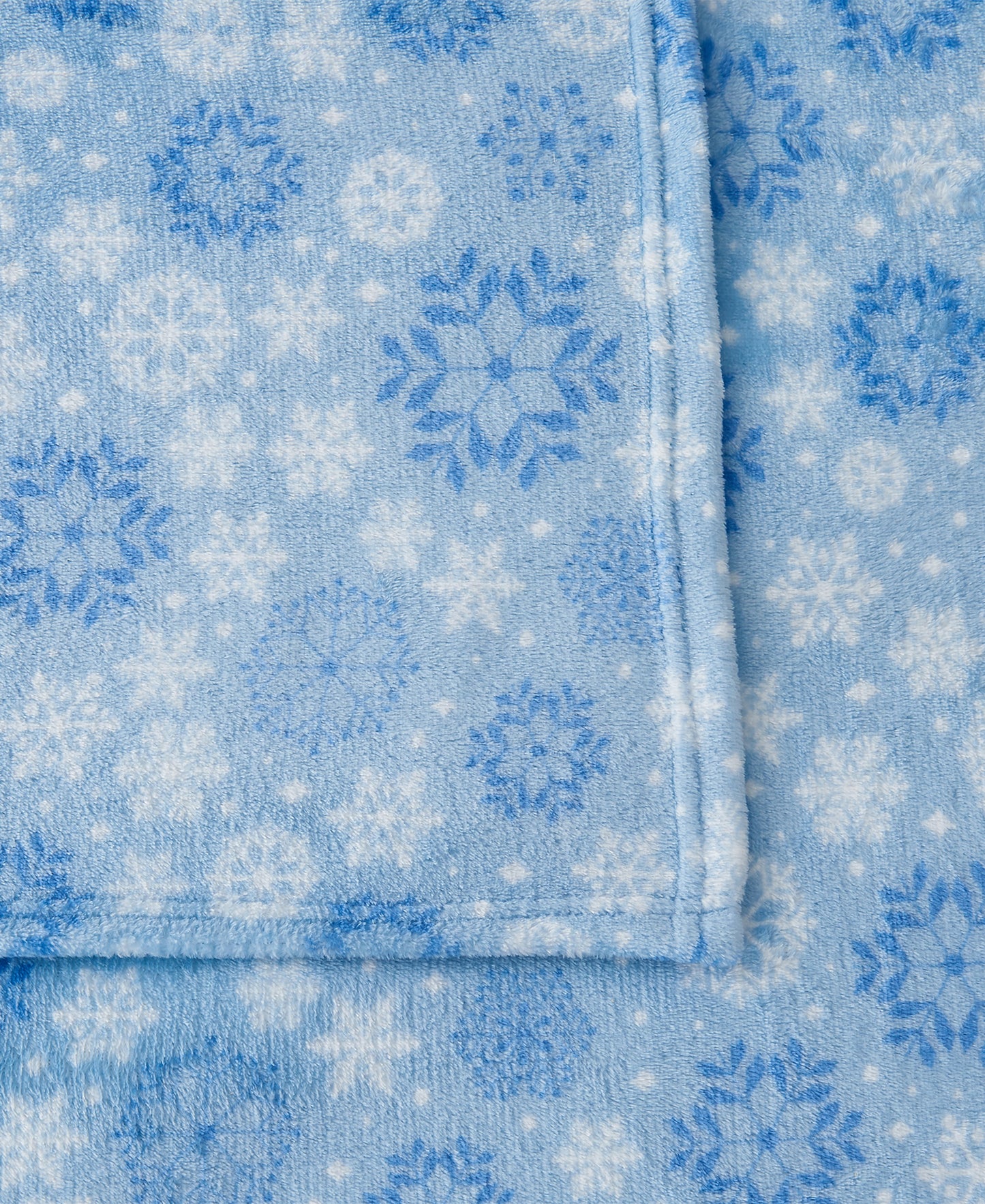 4-Piece Winter Printed Plush Sheet - Velvet Luxe Collection
