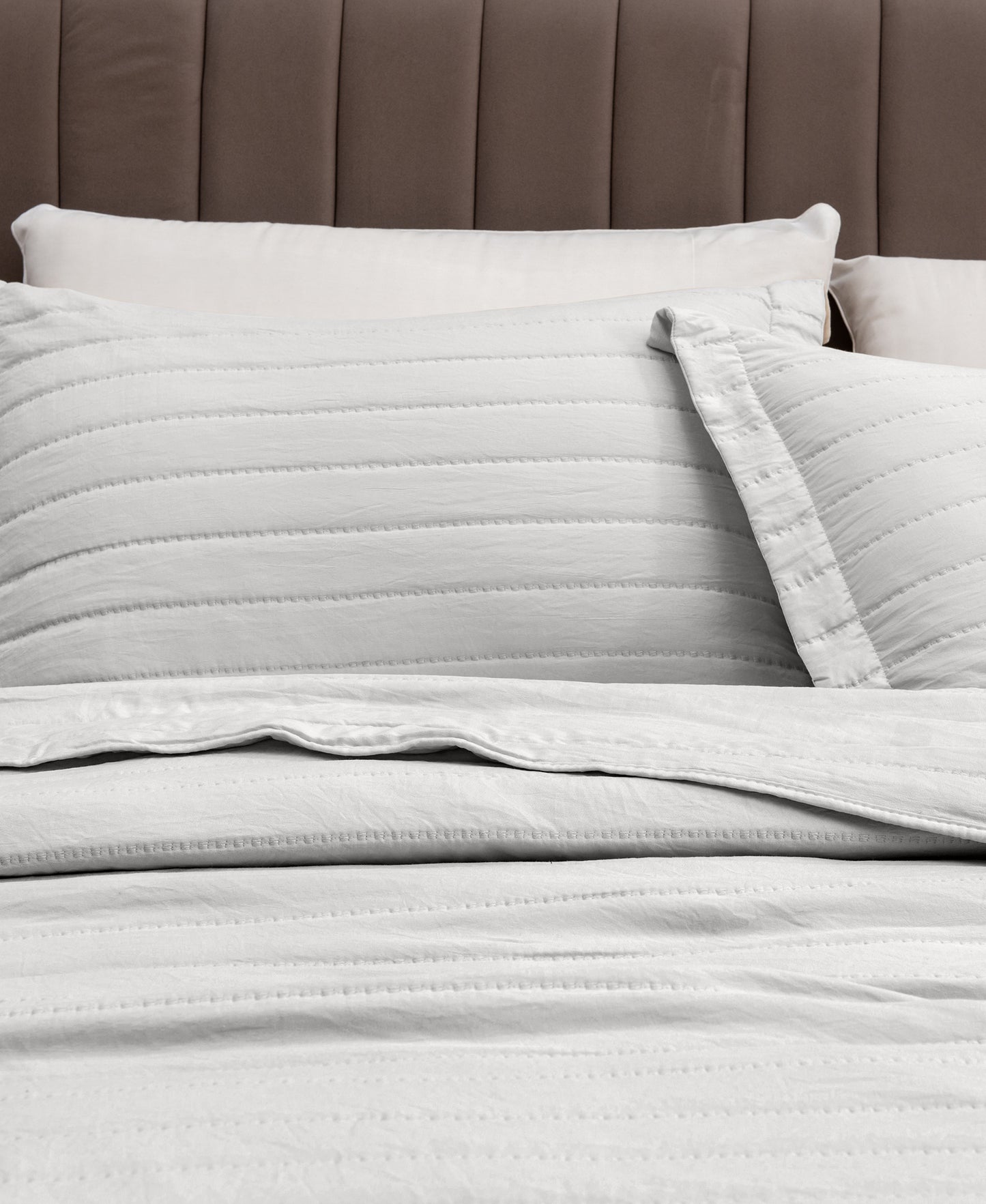 3-Piece Solid Striped Quilt - Virginia Collection
