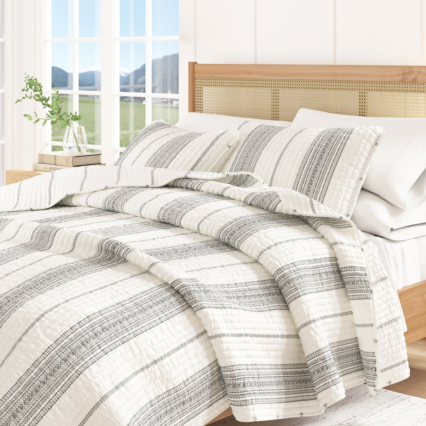 3-Piece Stripe Quilt - Wesley Collection