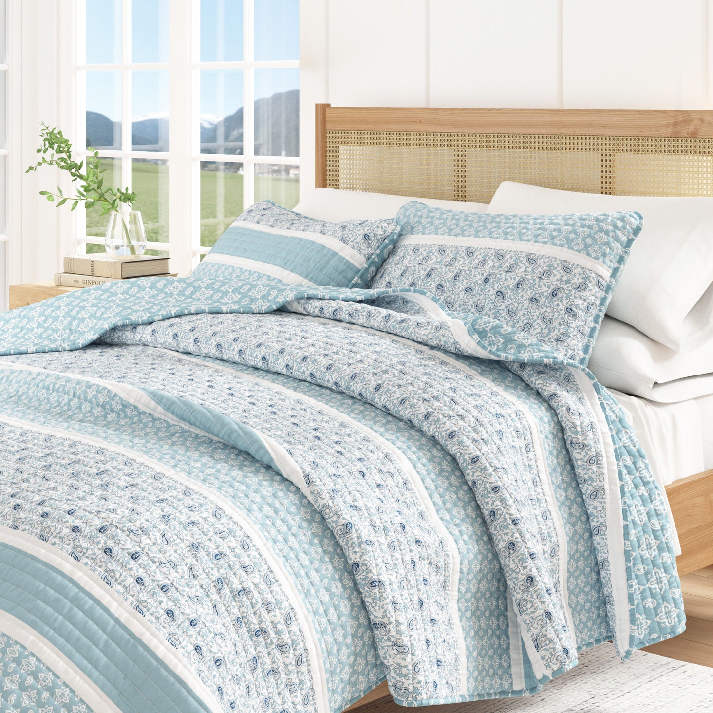 3-Piece Stripe Quilt - Kadi Collection