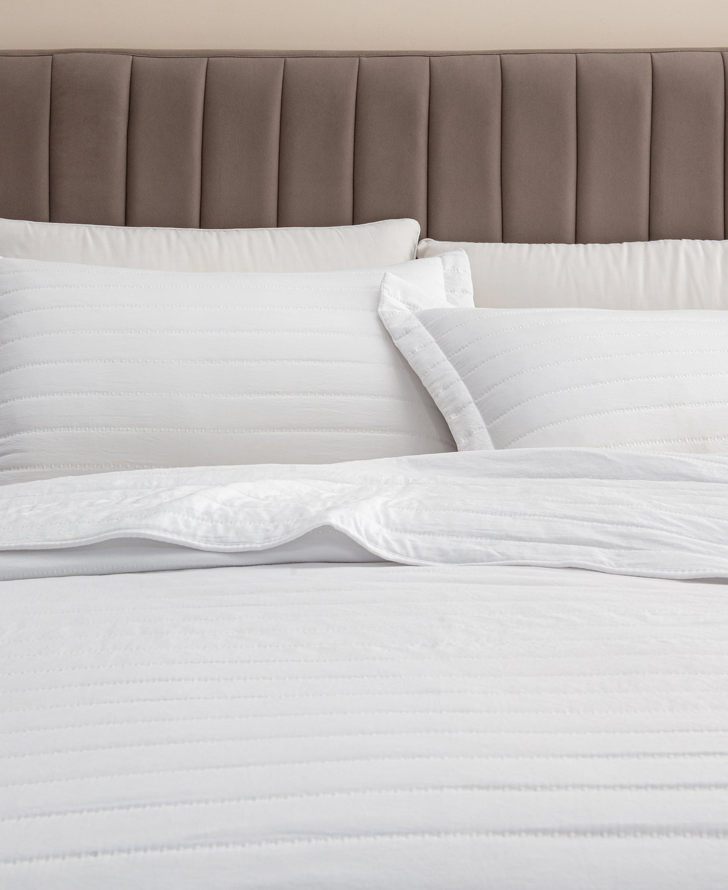 3-Piece Solid Striped Quilt - Virginia Collection