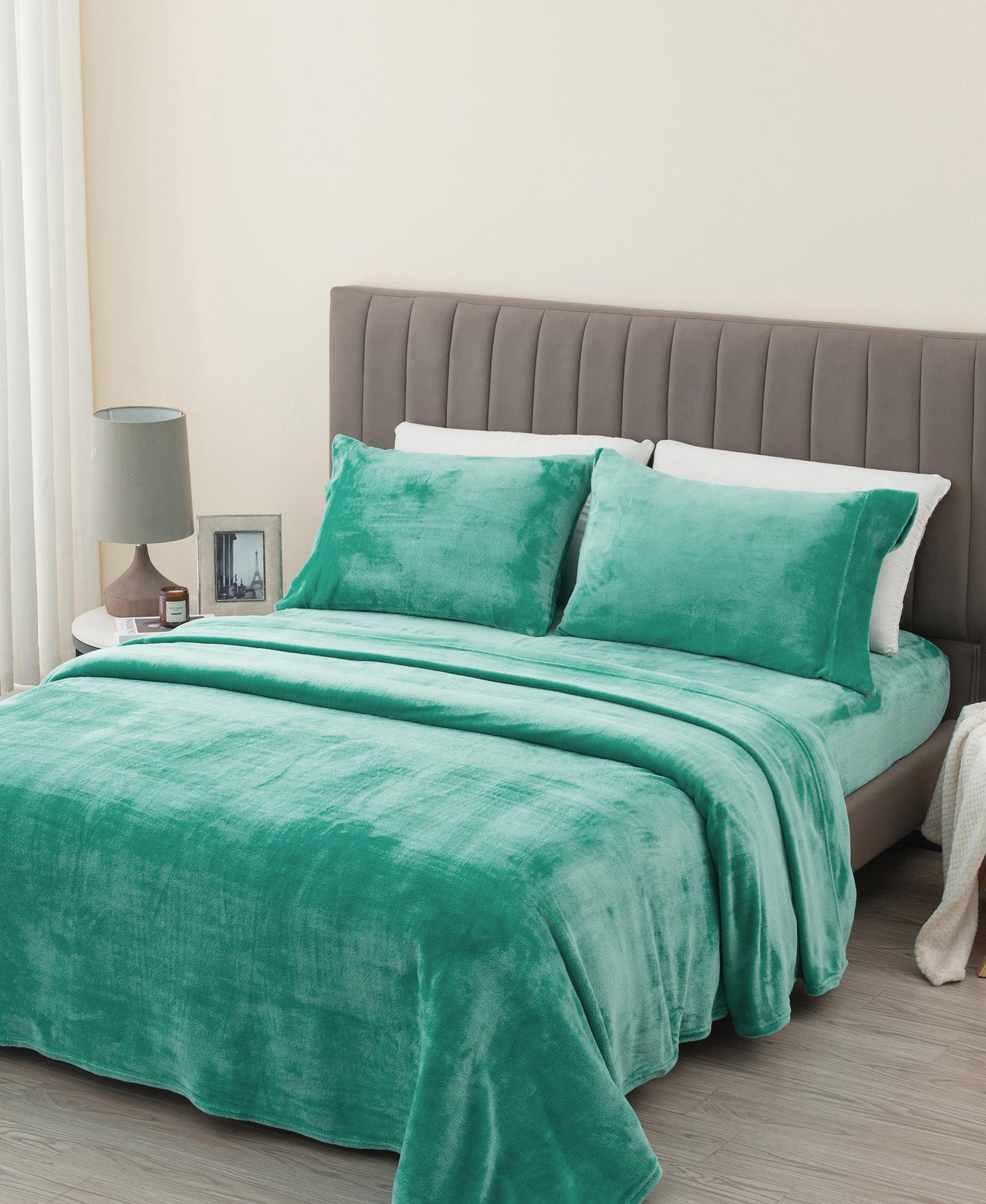 4-Piece Solid Plush Sheet - Velvet Luxe Collection