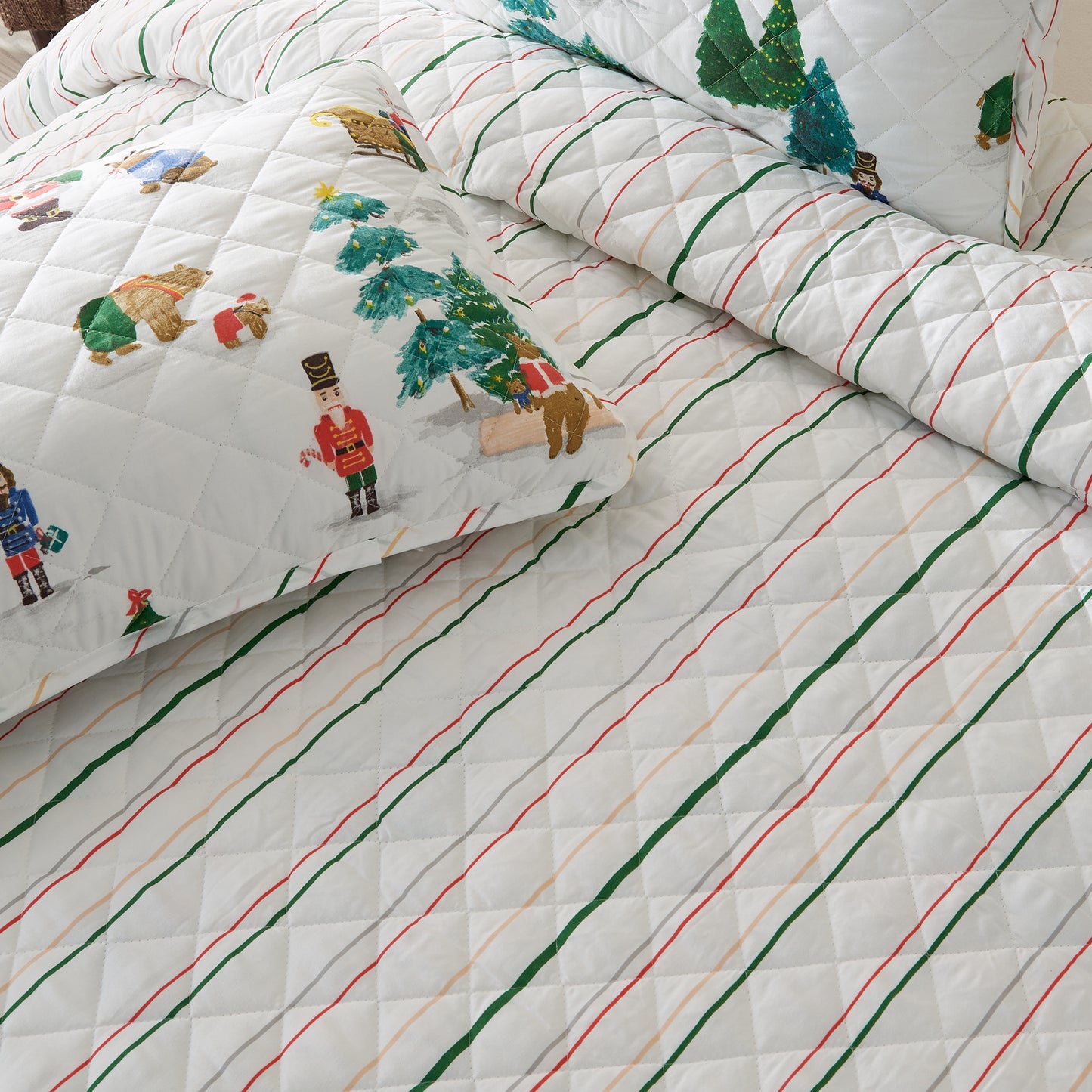 3 Piece Christmas Quilt - Mittens Collection