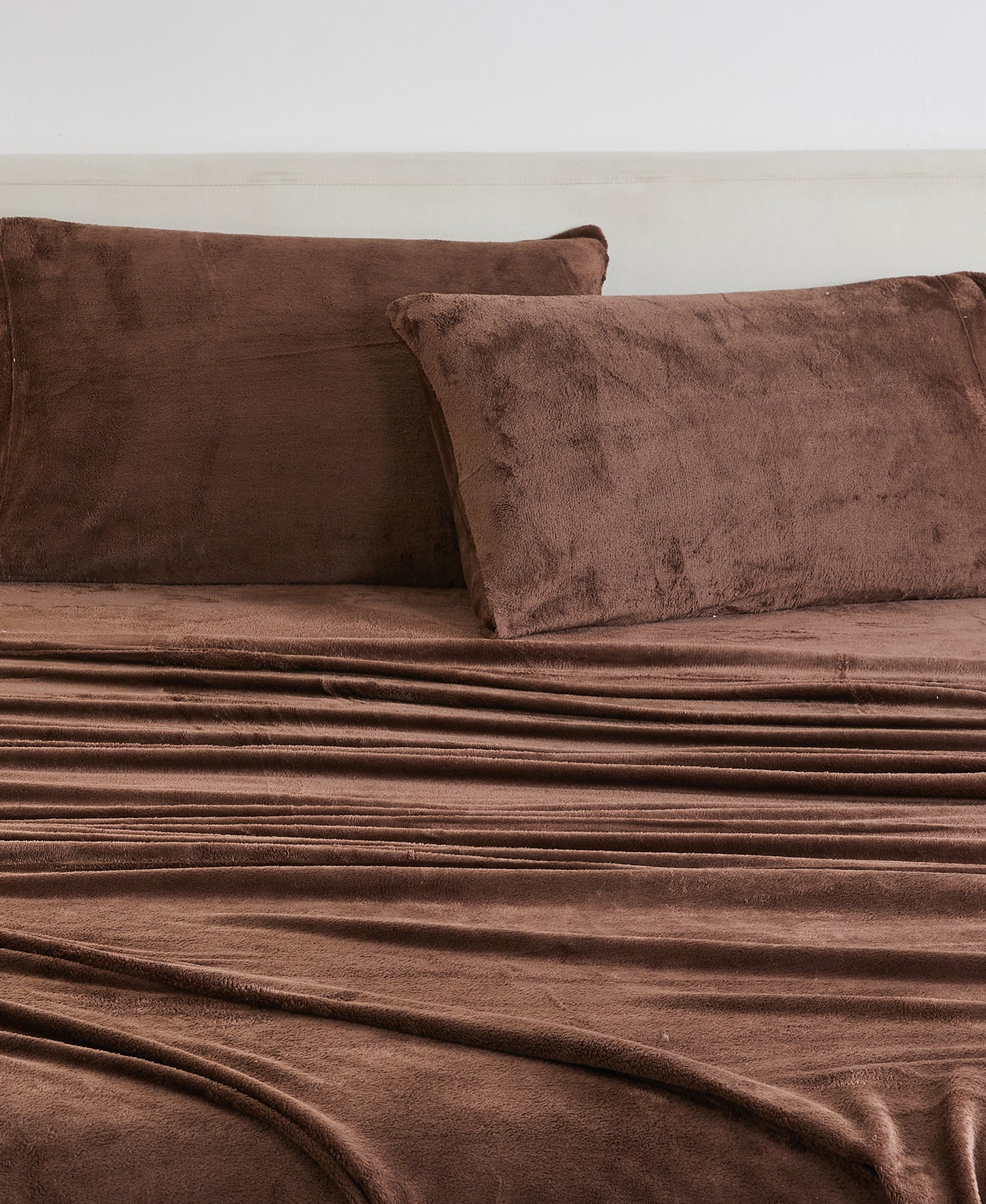 4-Piece Solid Plush Sheet - Velvet Luxe Collection