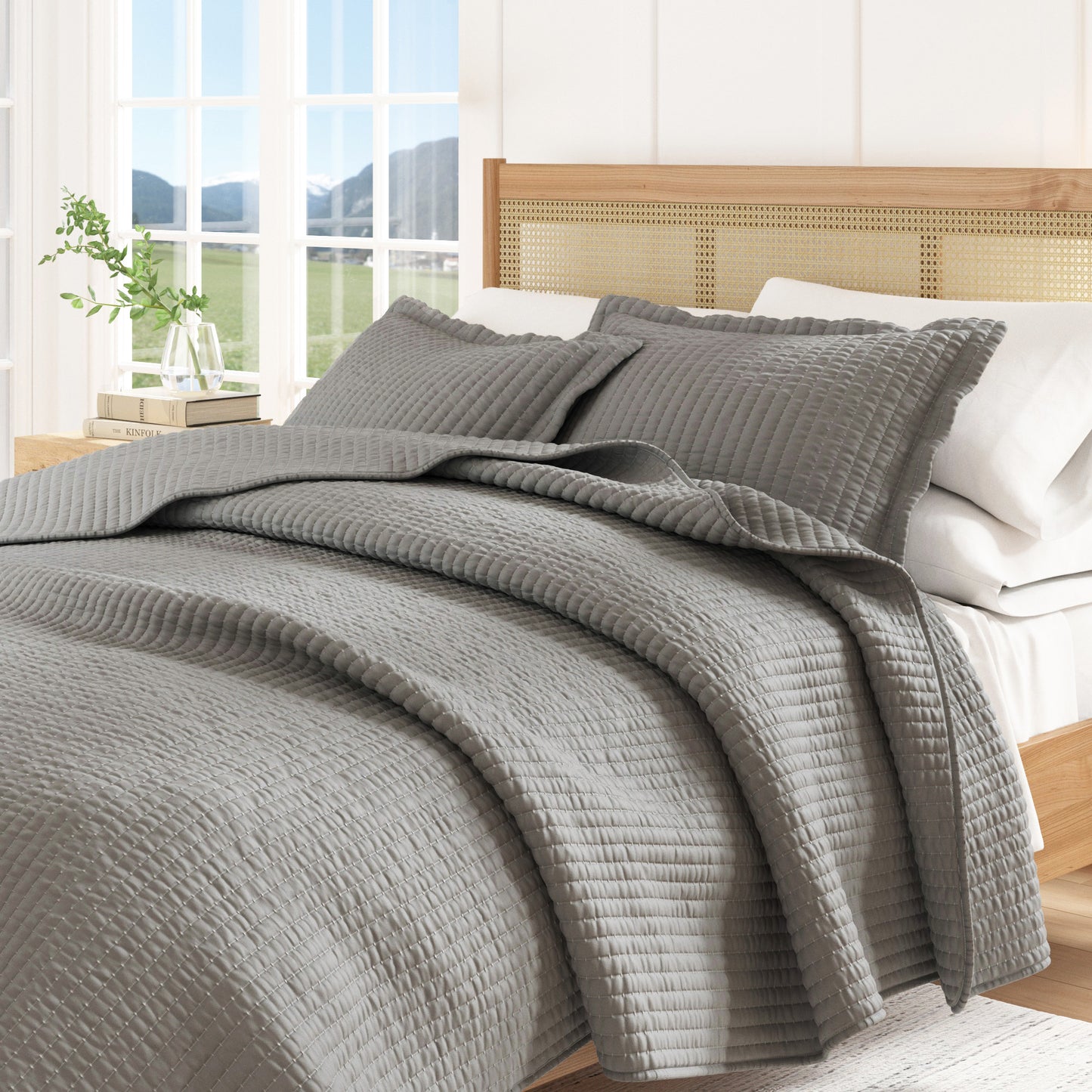 3-Piece Solid Quilt - Alicia Collection