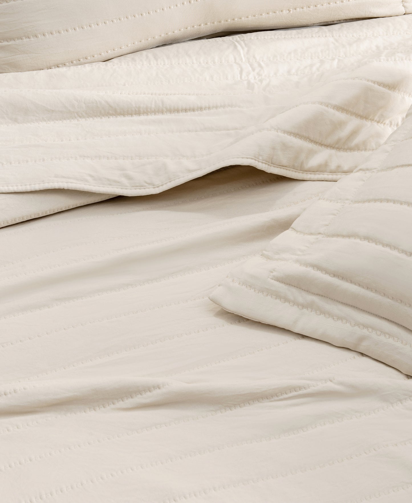 3-Piece Solid Striped Quilt - Virginia Collection