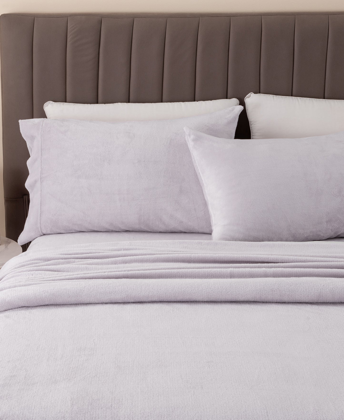 4-Piece Solid Plush Sheet - Velvet Luxe Collection