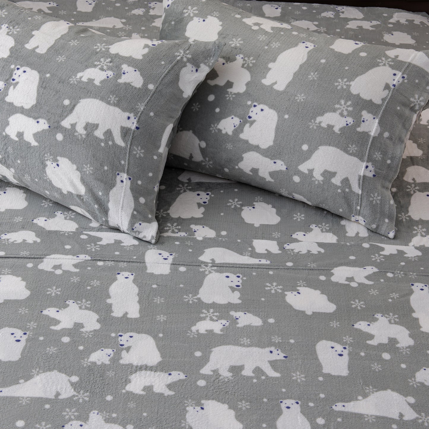 4-Piece Winter Printed Plush Sheet - Velvet Luxe Collection