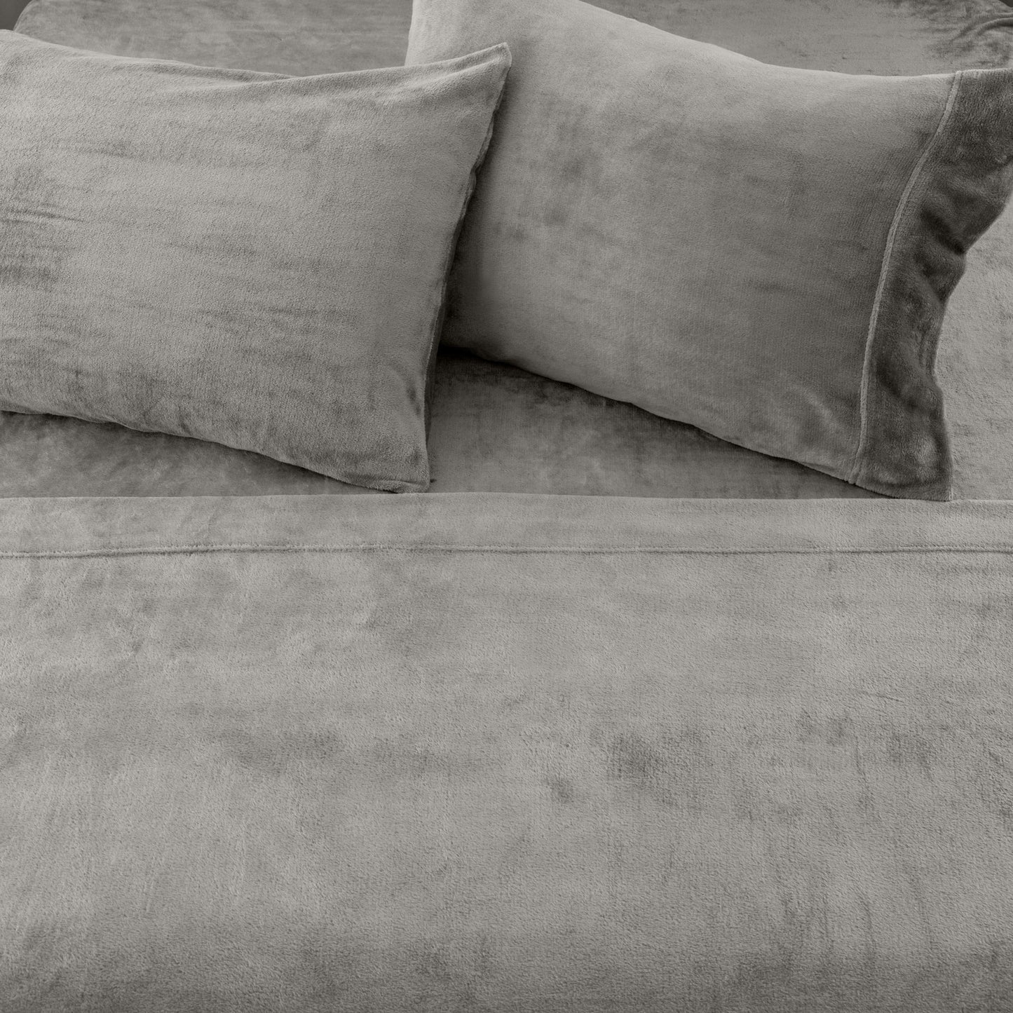 4-Piece Solid Plush Sheet - Velvet Luxe Collection