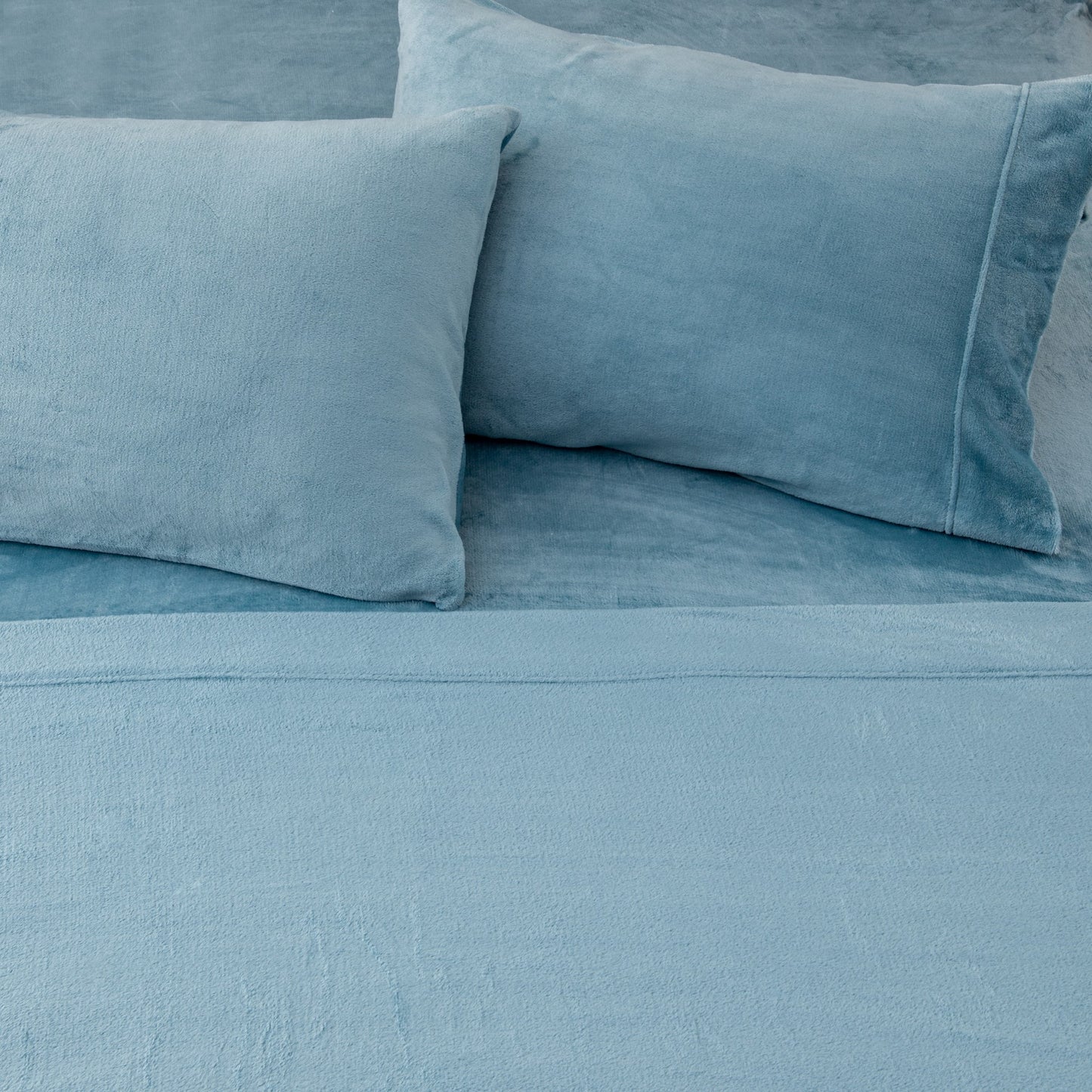 4-Piece Solid Plush Sheet - Velvet Luxe Collection