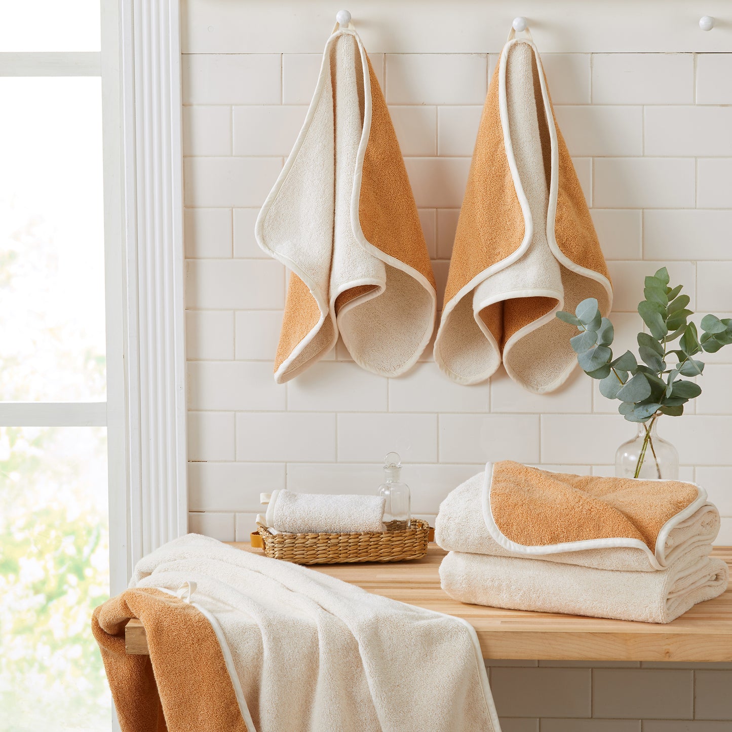 4 Pack Two-Toned Hand Towel - Vanessa Collection