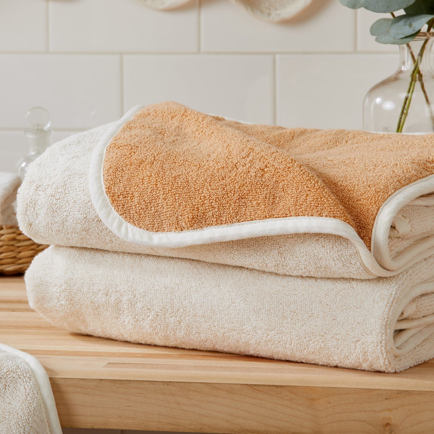 4 Pack Two-Toned Hand Towel - Vanessa Collection