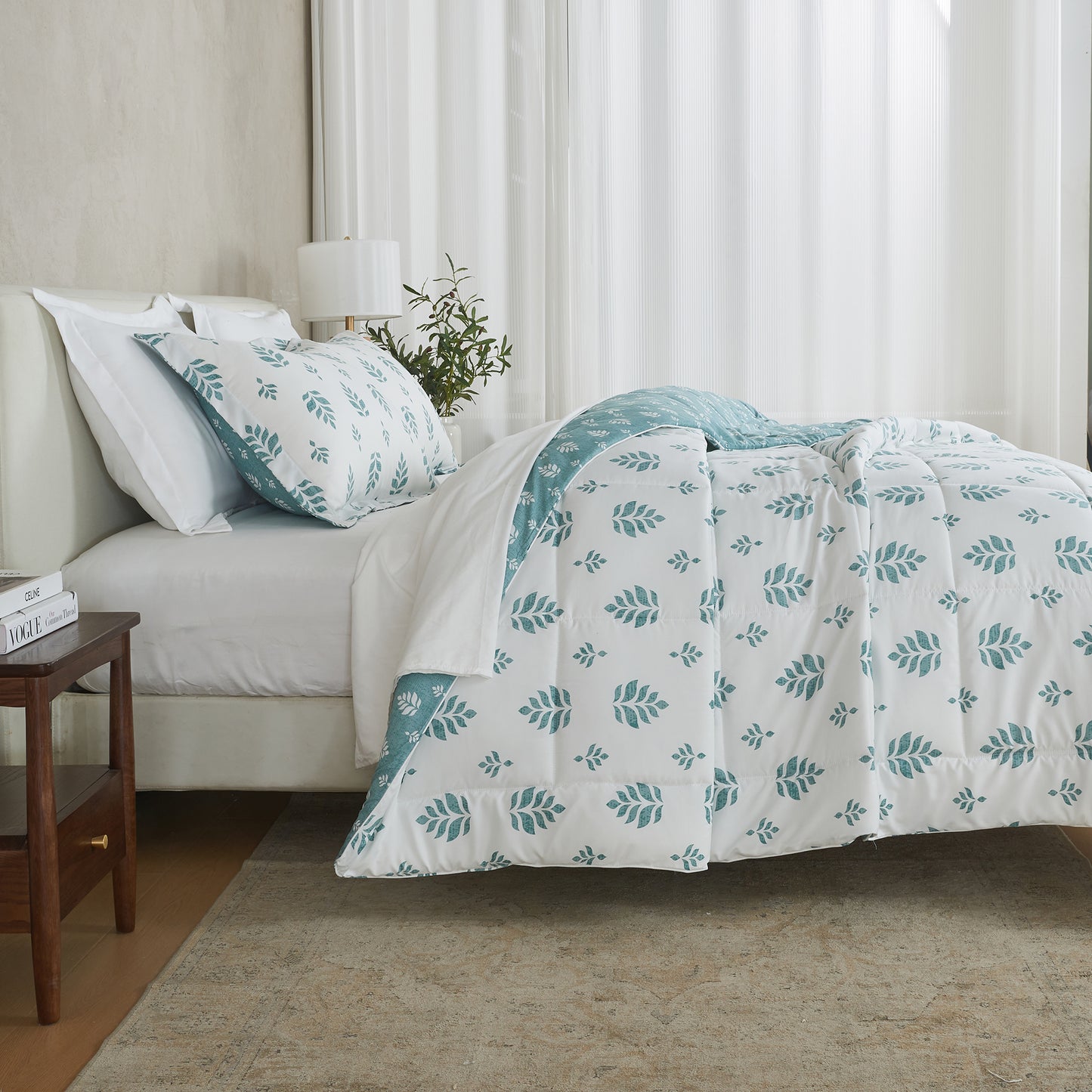 Reversible Christmas Comforter and Sham Set - Holiday / Lodge Odette Collection