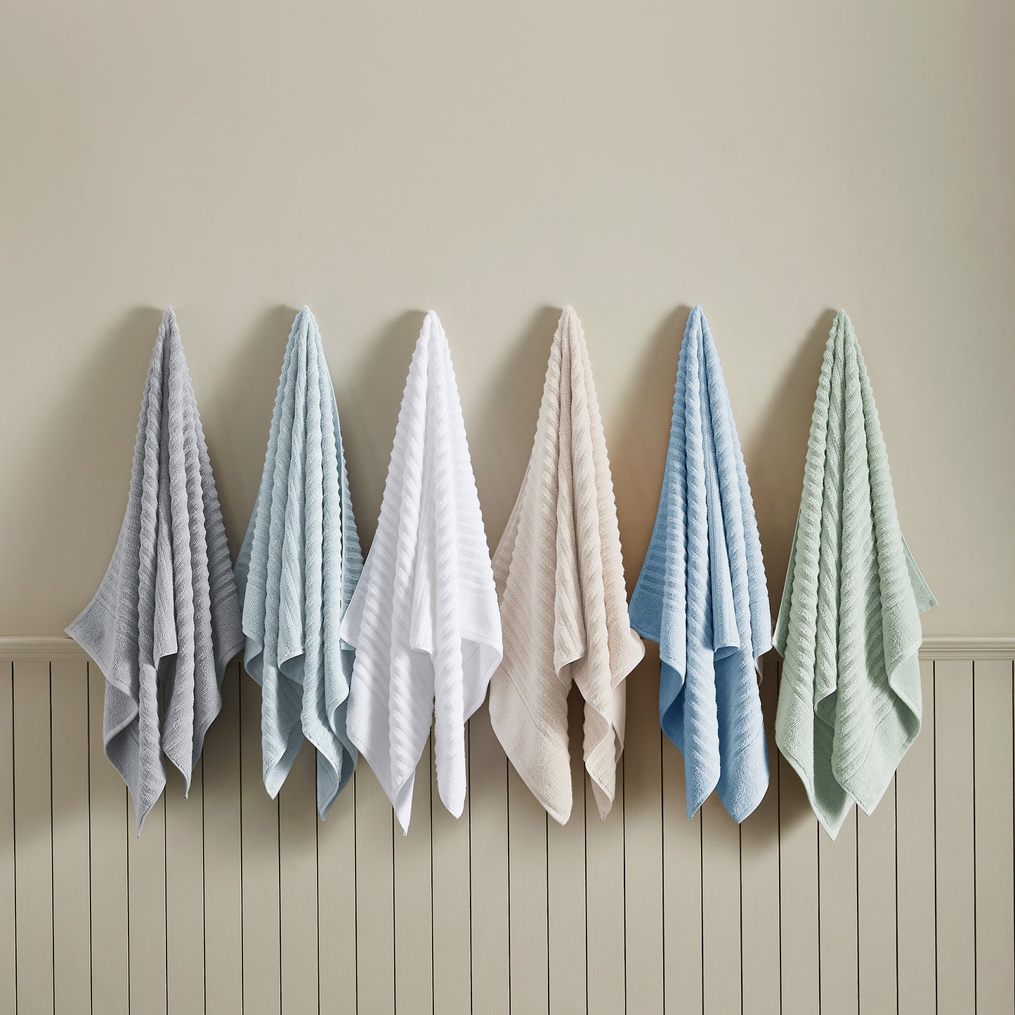 4 Pack Combed Cotton Bath Towels - Karina Collection