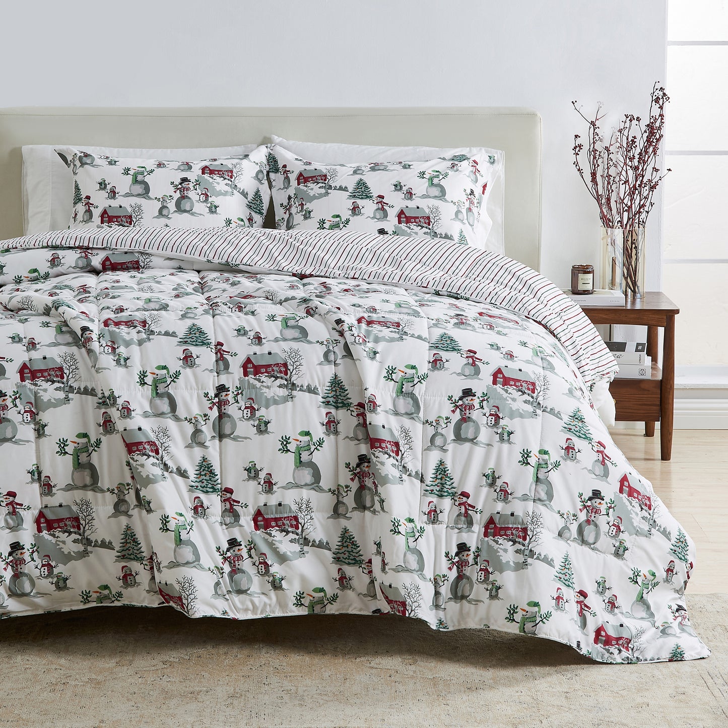 Reversible Christmas Comforter and Sham Set - Holiday / Lodge Odette Collection