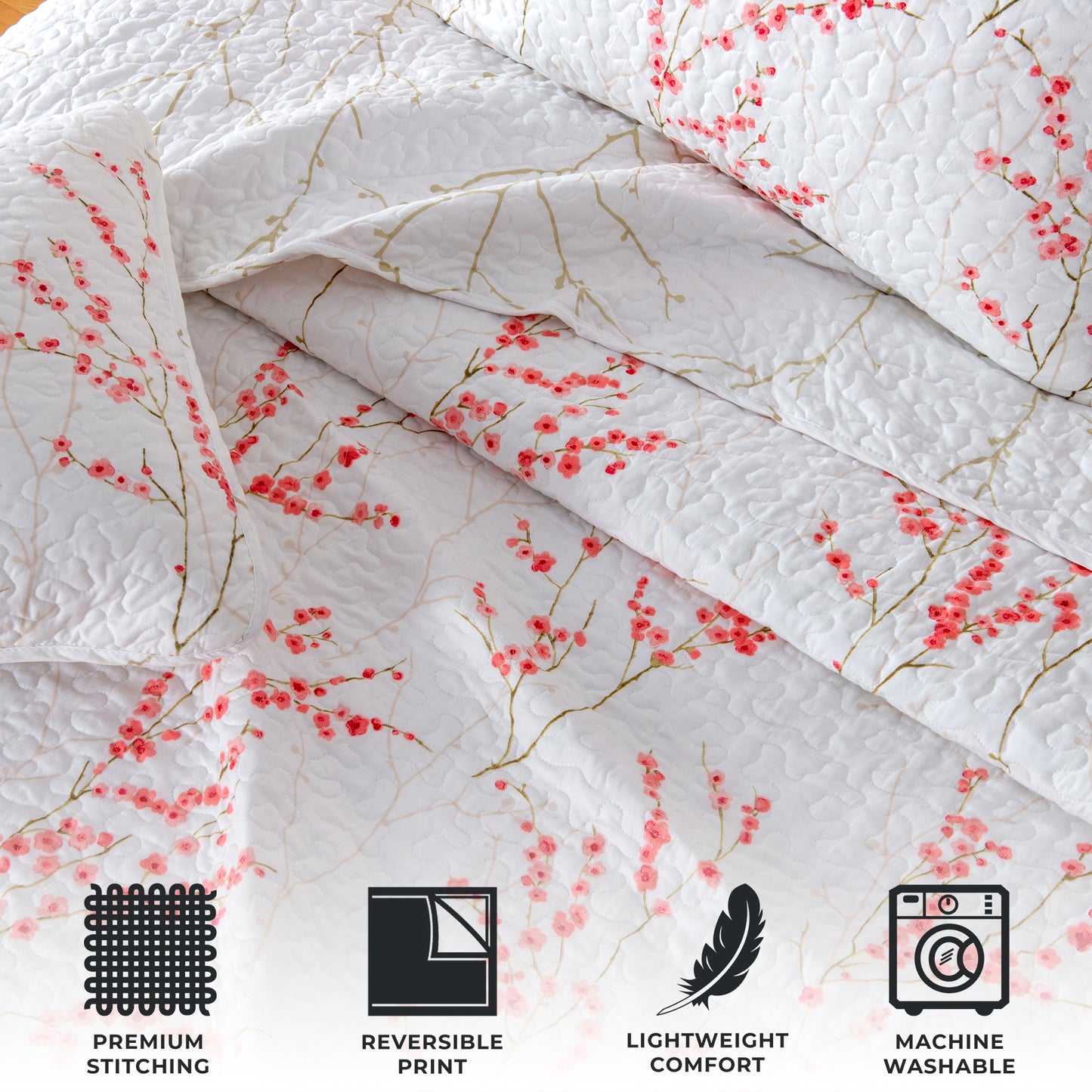 3-Piece Floral Quilt - Sakura Collection