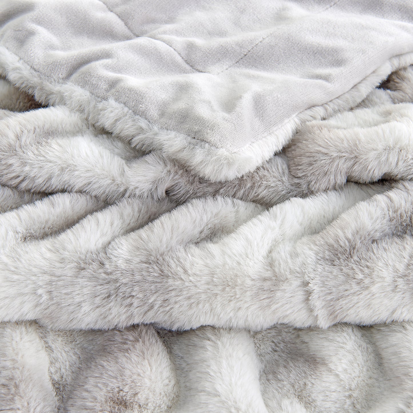 Ruched Faux Fur Throw Blanket - Alondra Collection
