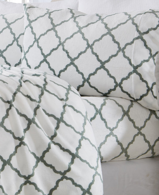 4-Piece Printed Plush Sheet - Velvet Luxe-Lattice Collection