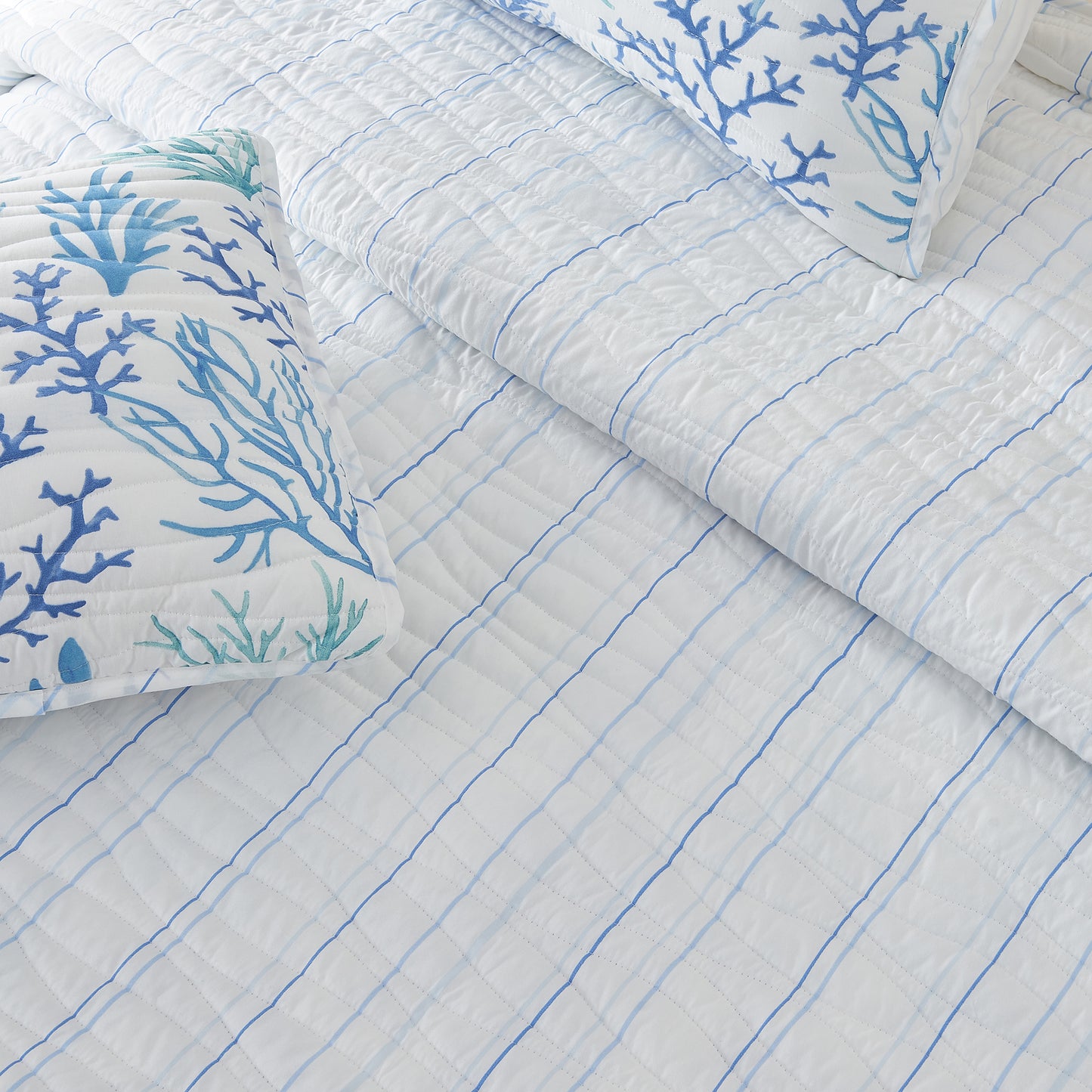 Blue Coral Quilt - Amelia Island