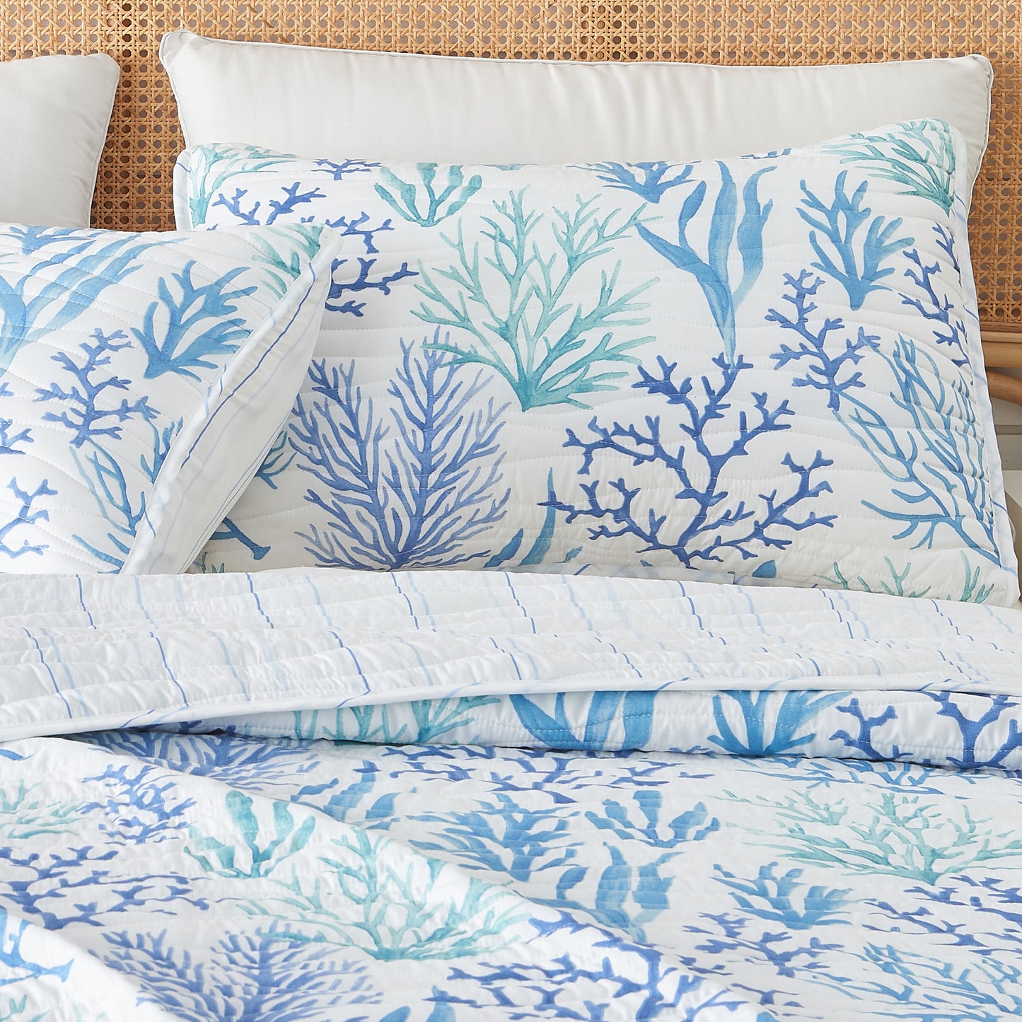 Blue Coral Quilt - Amelia Island