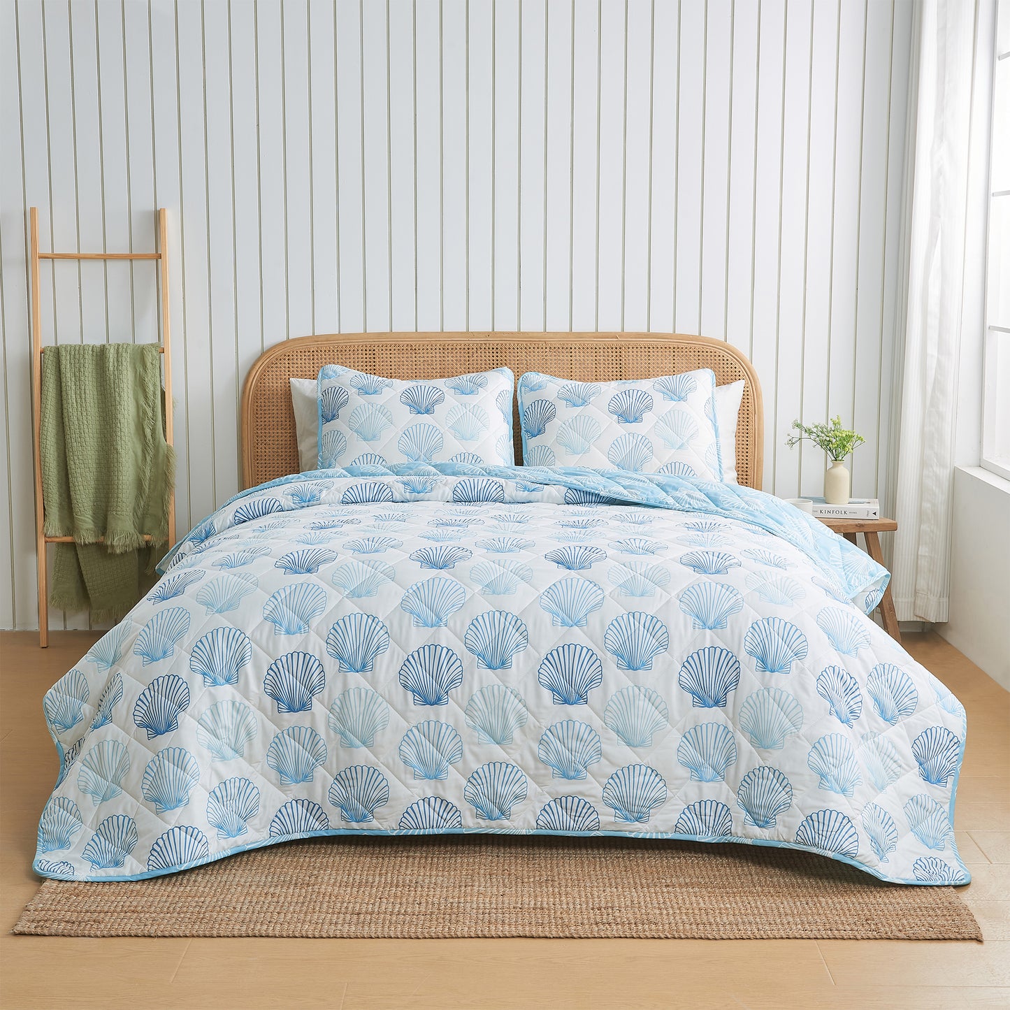 Coastal Blue Seashell Quilt Set - Cersi Collection