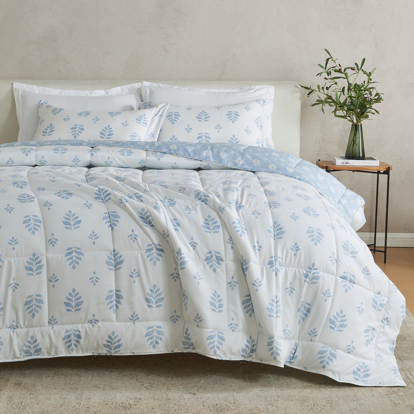 Reversible Christmas Comforter and Sham Set - Holiday / Lodge Odette Collection