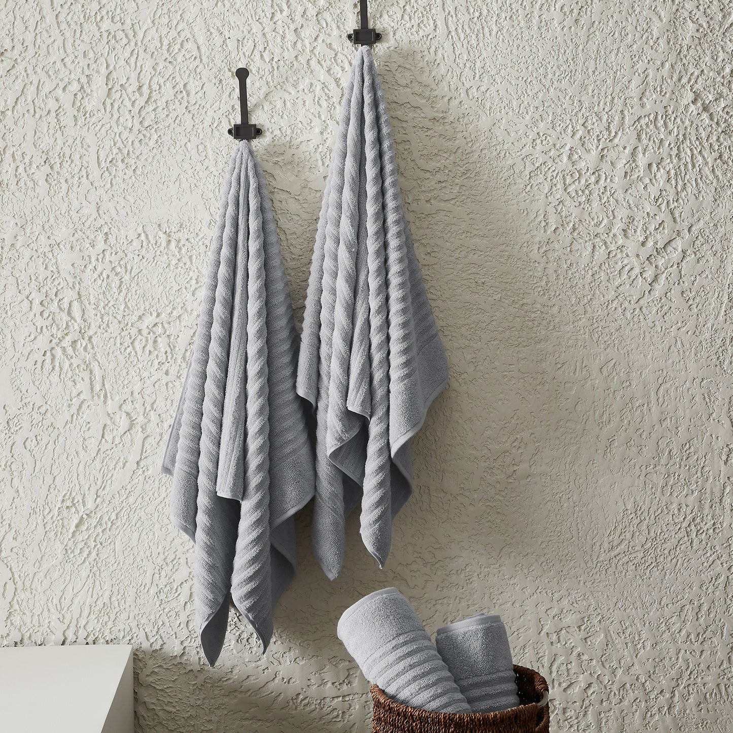 4 Pack Combed Cotton Bath Towels - Karina Collection