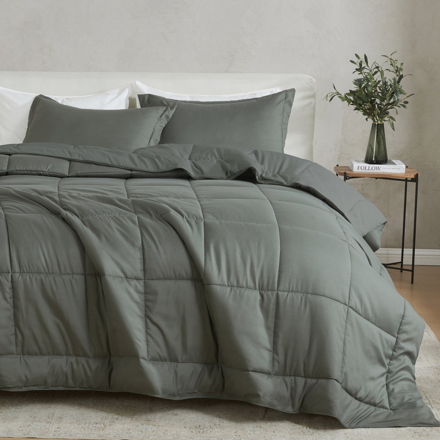 Reversible Christmas Comforter and Sham Set - Holiday / Lodge Odette Collection