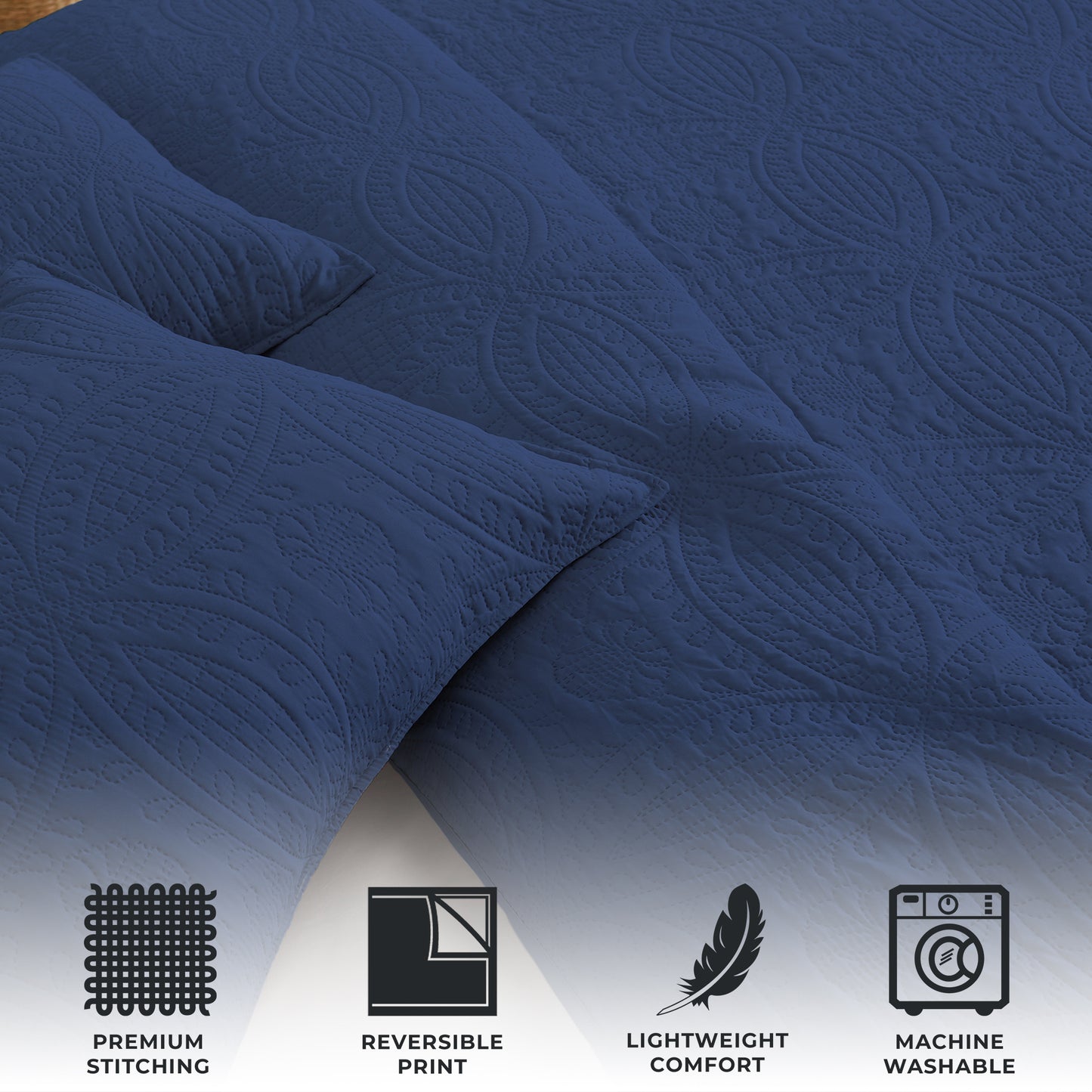 3-Piece Oversized Medallion Quilt Set - Clara Collection