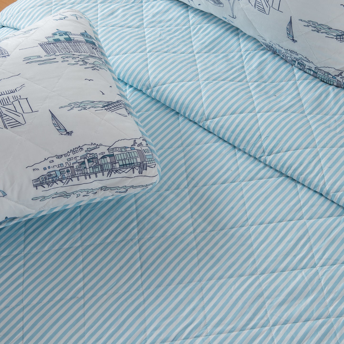 3-Piece Coastal Toile Quilt Set - Cape Elizabeth Collection