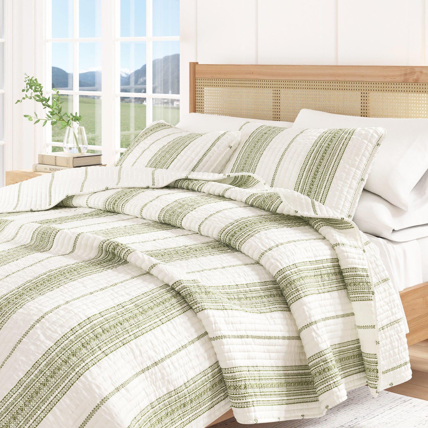 3-Piece Stripe Quilt - Wesley Collection
