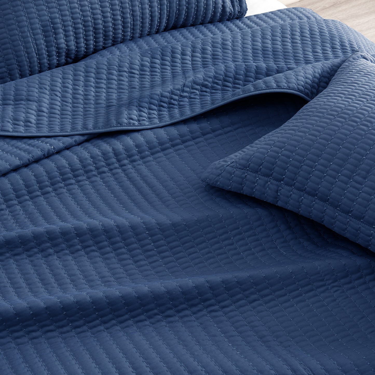 3-Piece Solid Quilt - Alicia Collection