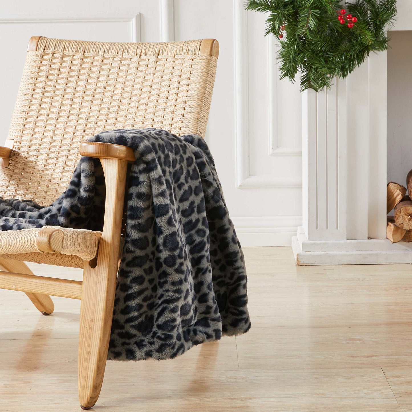 Faux Fur Printed Throw Blanket - Aaliyah Collection