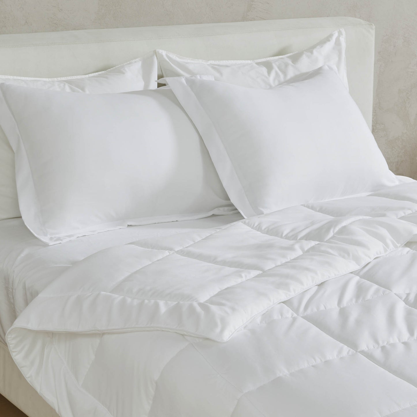 Reversible Christmas Comforter and Sham Set - Holiday / Lodge Odette Collection