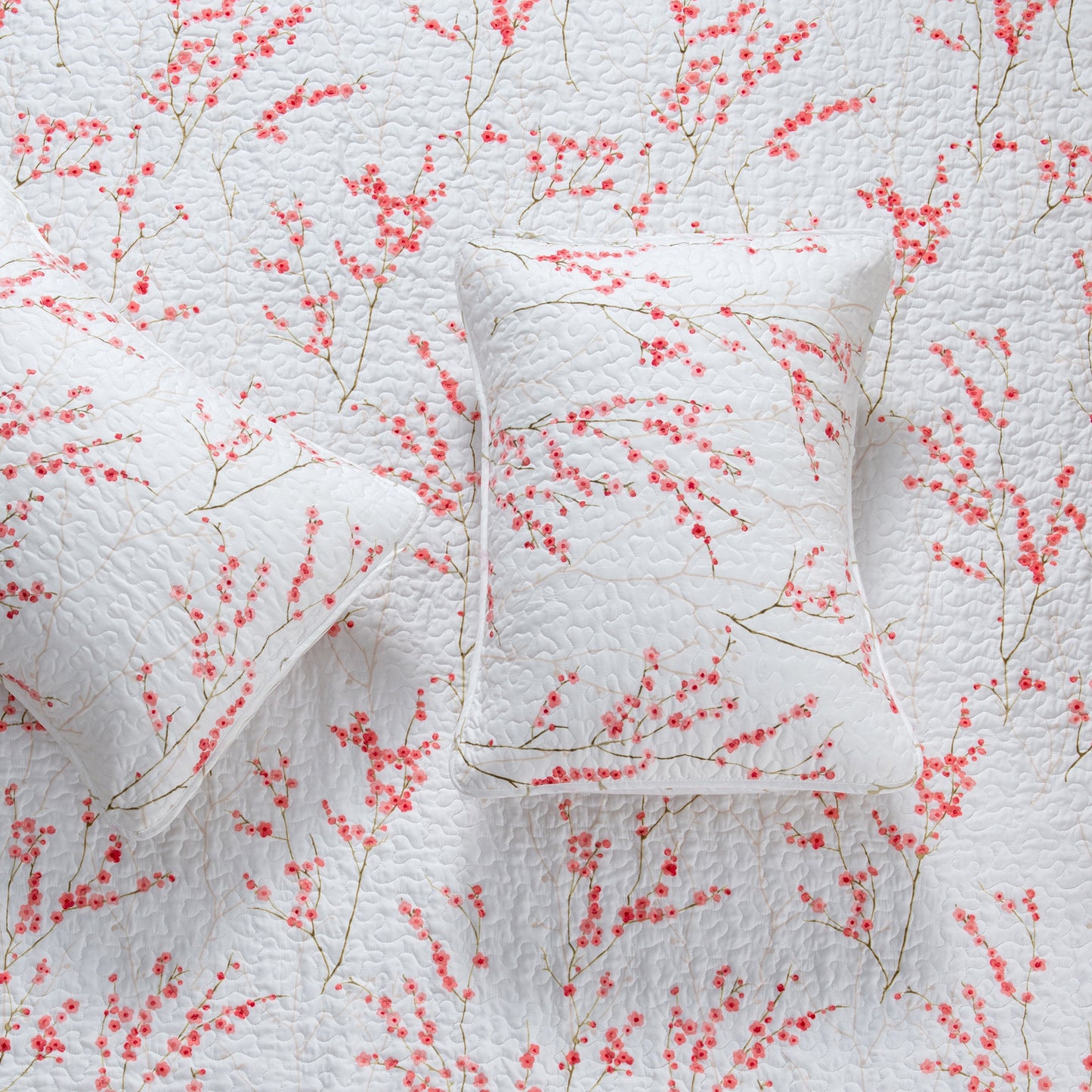 3-Piece Floral Quilt - Sakura Collection
