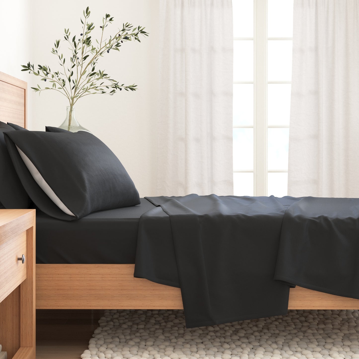 4-Piece Cotton Solid Flannel Sheet - Nordic Collection