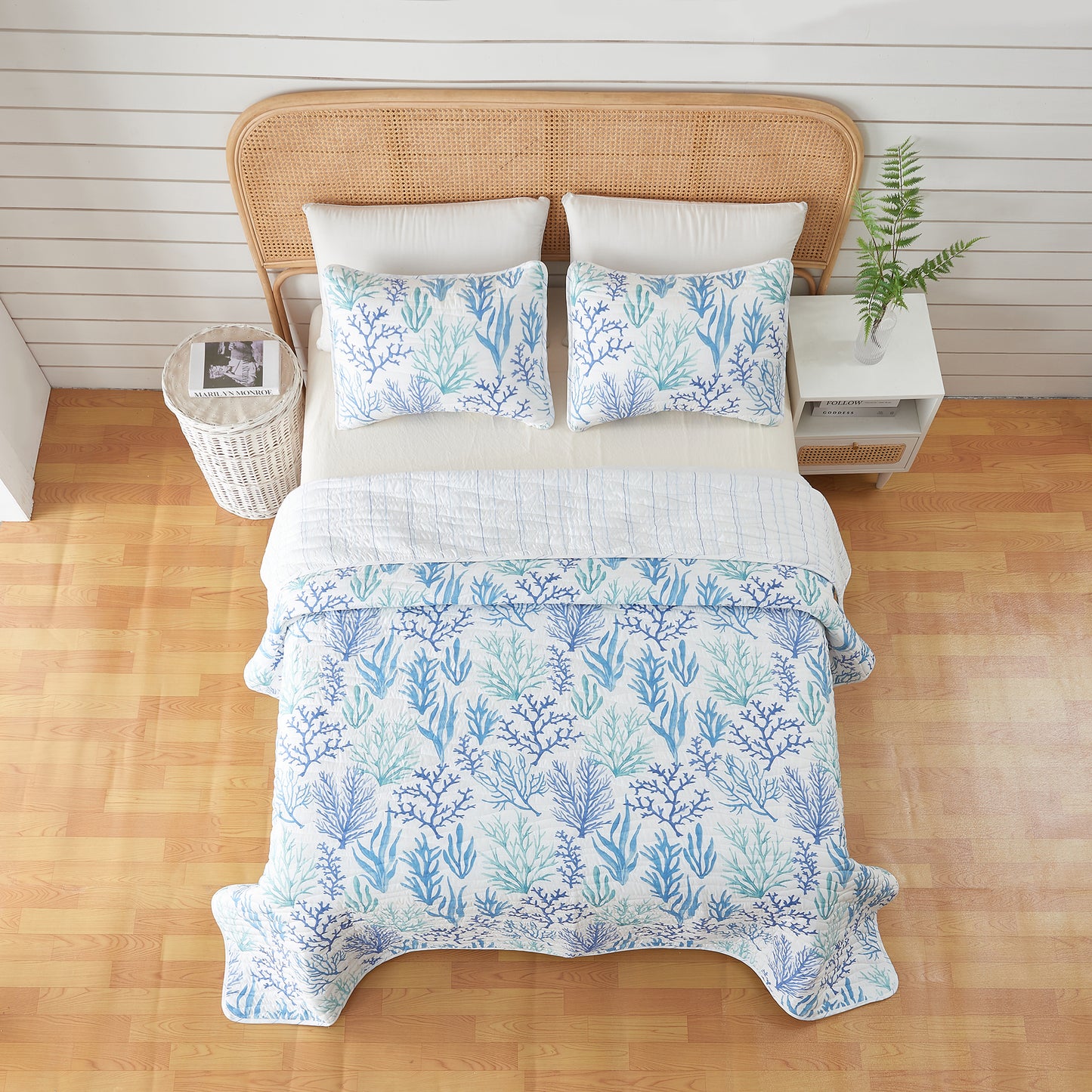 Blue Coral Quilt - Amelia Island