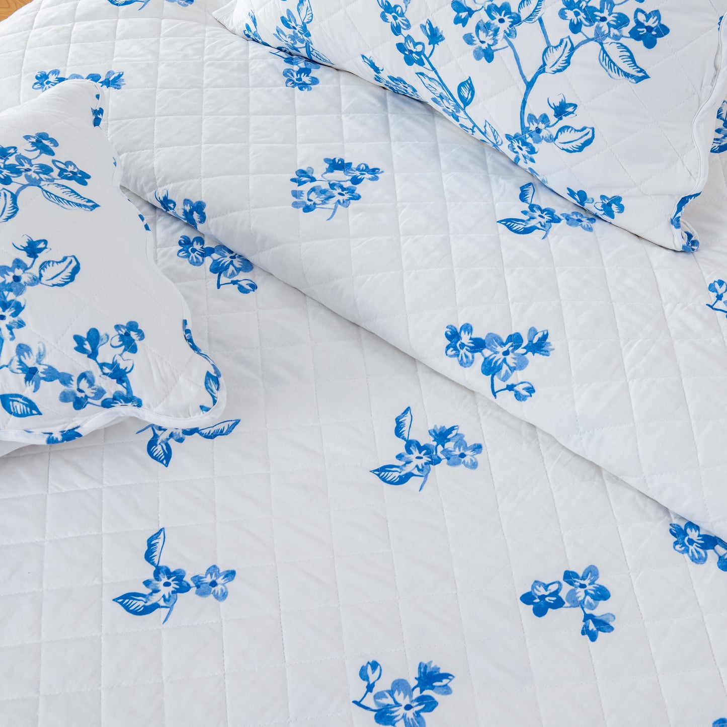 3-Piece Floral Quilt - Raelynn Collection