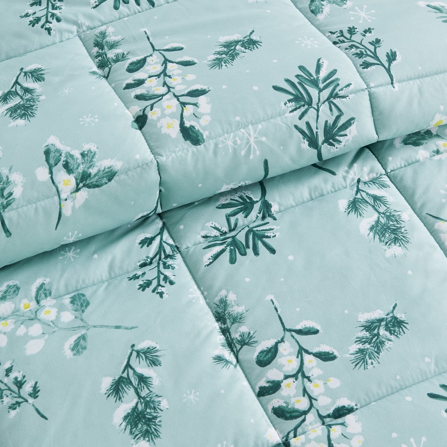 Reversible Christmas Comforter and Sham Set - Holiday / Lodge Odette Collection