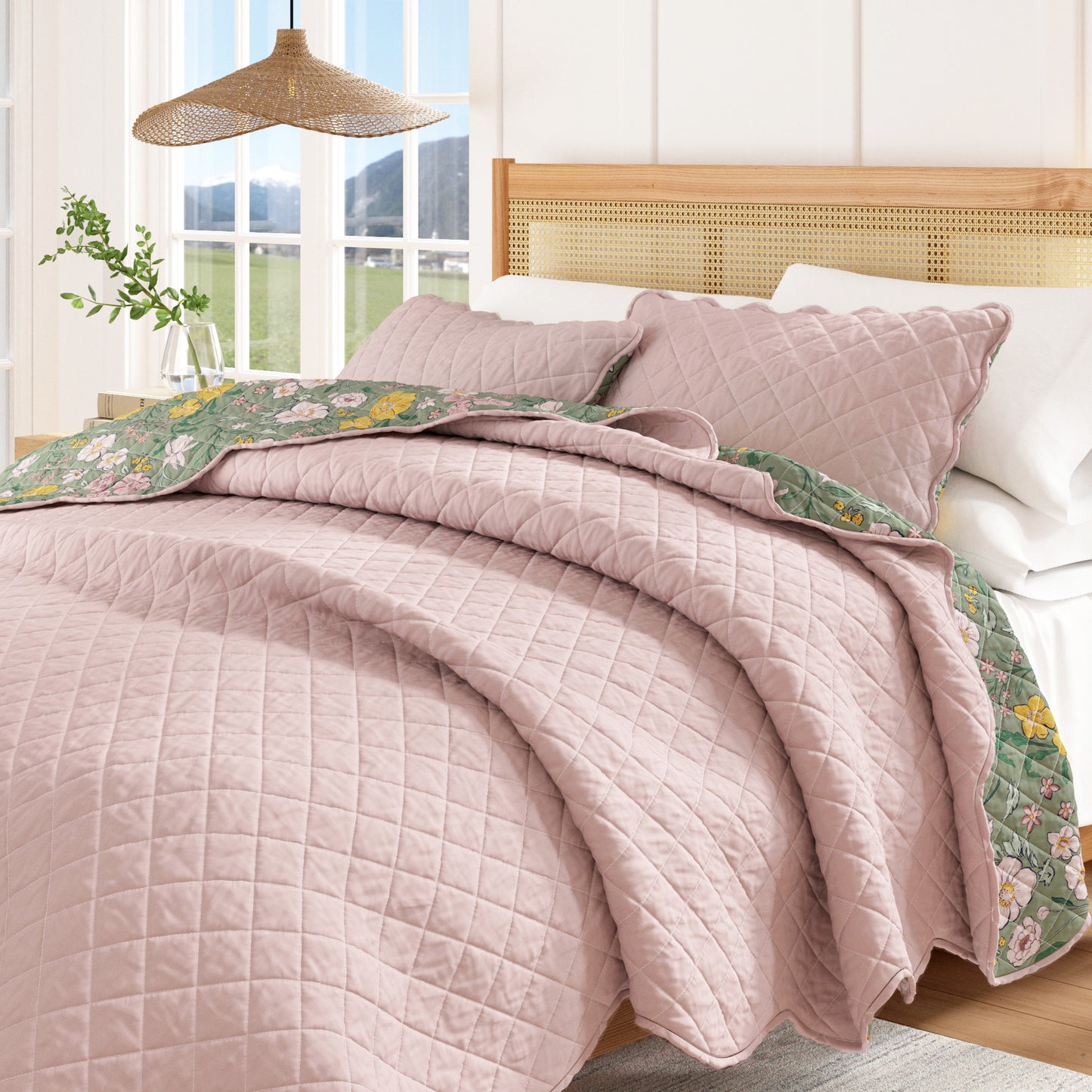 Floral Print & Scallopeded Edge Cotton Quilt Set - Gwen Collection