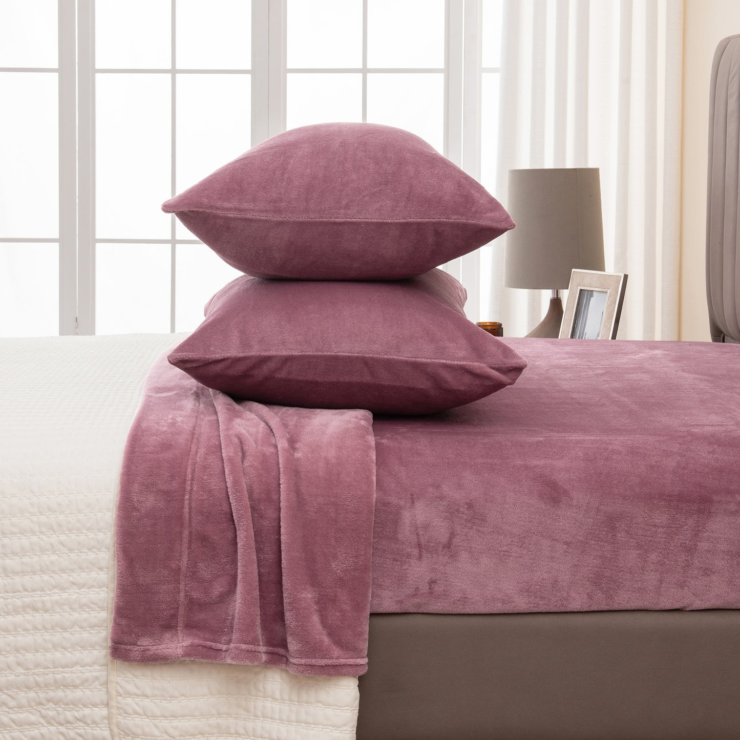 4-Piece Solid Plush Sheet - Velvet Luxe Collection