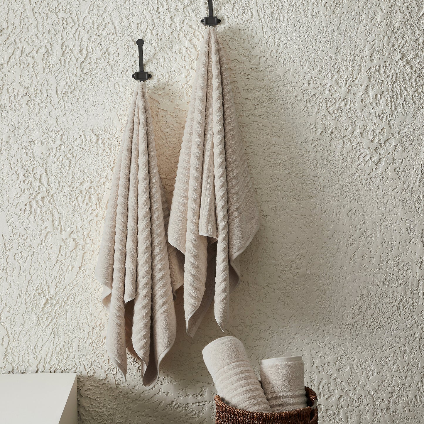 4 Pack Combed Cotton Bath Towels - Karina Collection