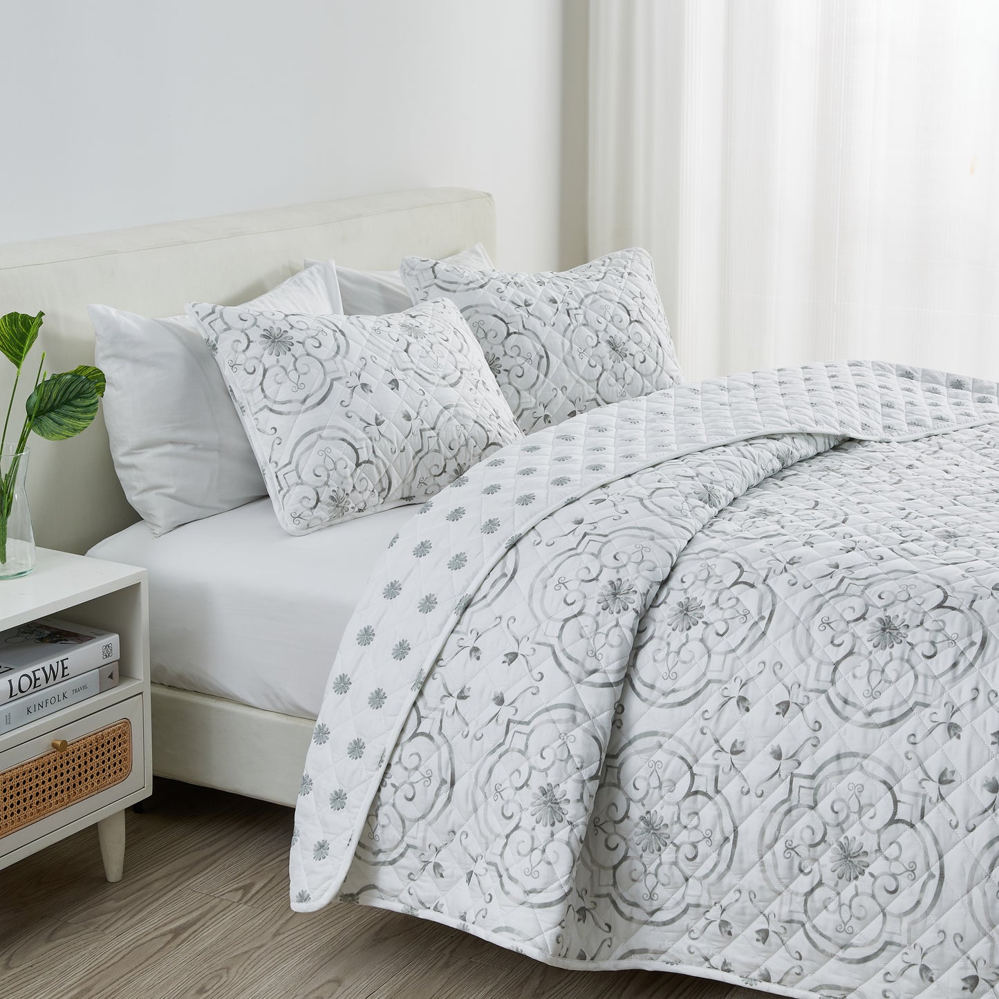 Watercolor Floral Printed Microfiber Quilt Set - Florence Collection