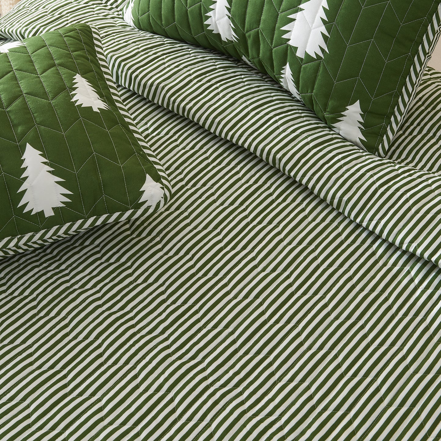 3 Piece Lodge Printed Quilt - Arrowhead