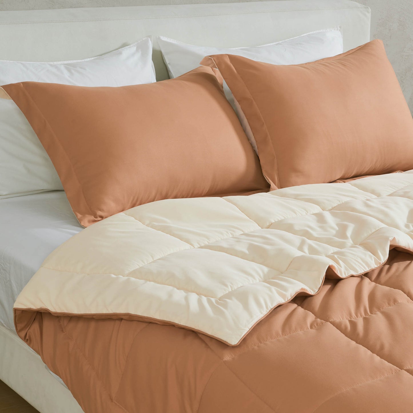 Reversible Christmas Comforter and Sham Set - Holiday / Lodge Odette Collection