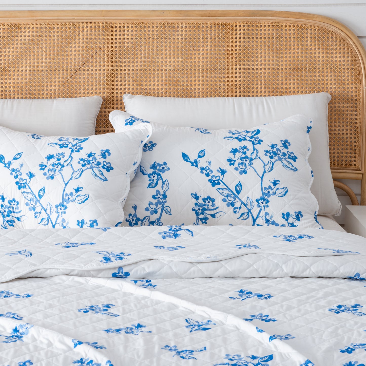 3-Piece Floral Quilt - Raelynn Collection